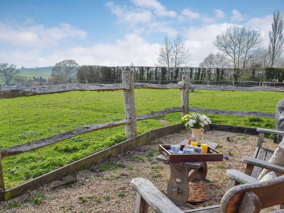 Delightful sitting out area with wonderful views | The Cart Lodge, Hooe, Battle