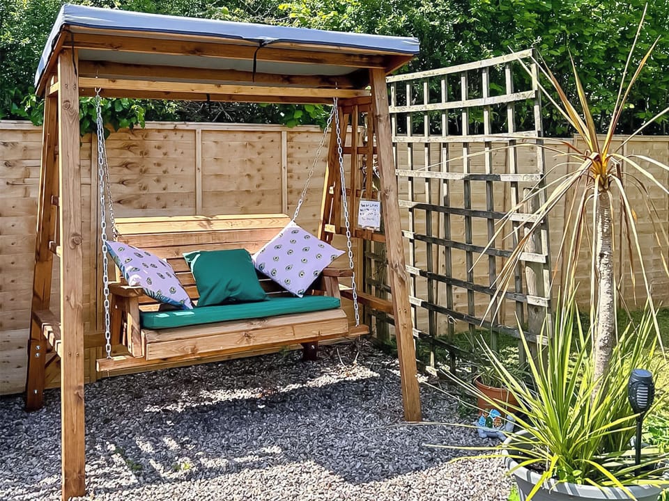 Outdoor area | Granny McPhee&rsquo;s Cottage, West Chilla, near Beaworthy