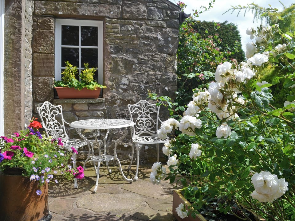 Sitting-out-area | Rose Cottage - Daleside, Near Keswick