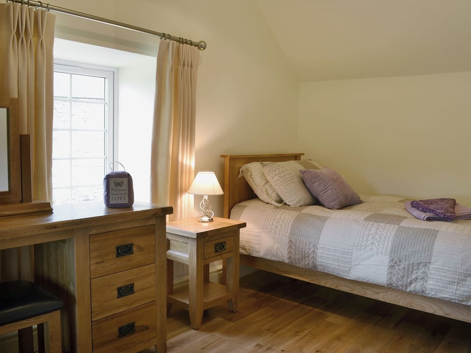 Twin bedroom | Grofftau Cottages - Golygfa&rsquo;r Mynydd, Pontrhydfendigaid, nr. Tregaron