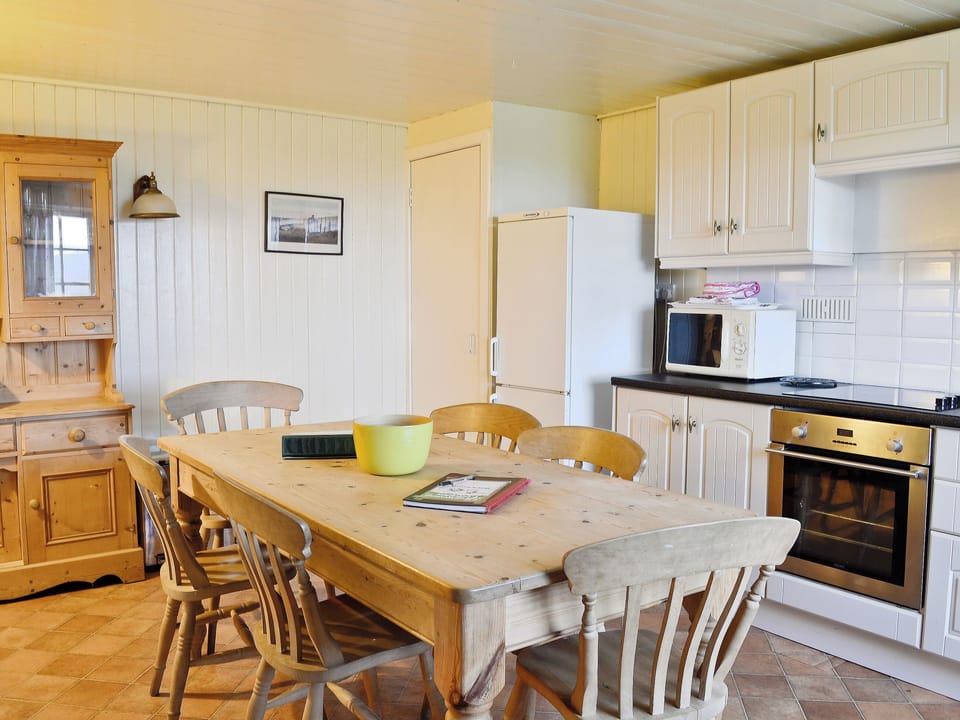 Kitchen/diner | Buckhood, Glenprosen, by Kirriemuir