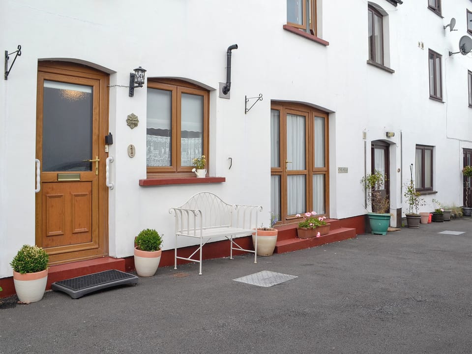 Exterior | Draig&rsquo;s Cottage, Abergavenny