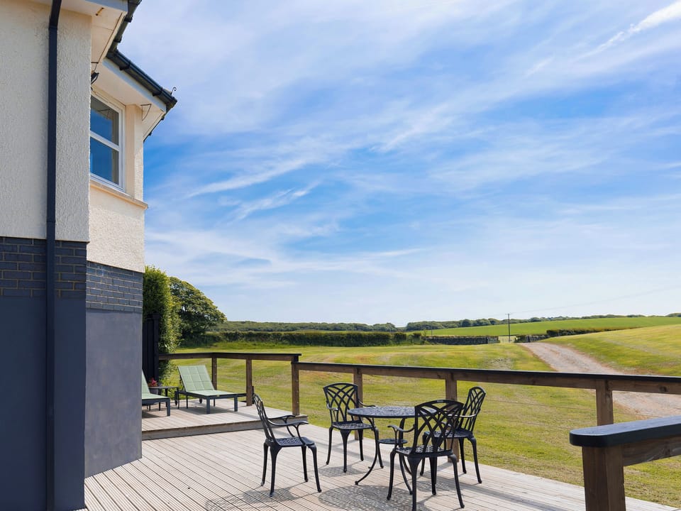 Sitting-out-area | The Potting Shed, Leswalt, near Stranraer