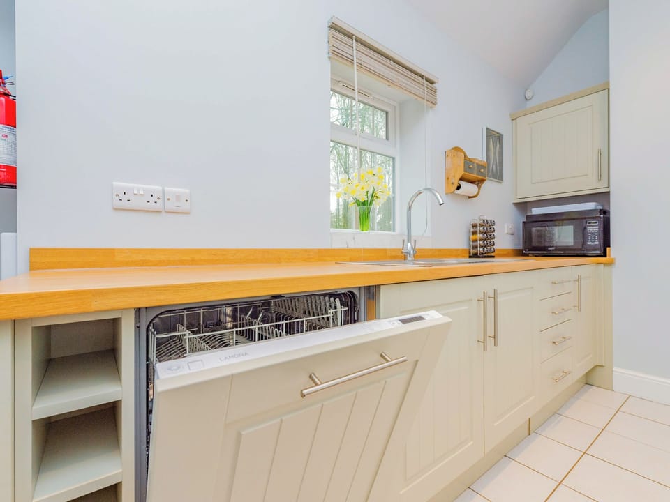 Kitchen | Gardener&rsquo;s Cottage, Brewood, near Wolverhampton