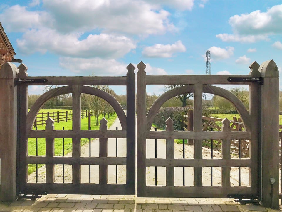 Gated entrance | Groom&rsquo;s Cottage, Brankley Cottage - Brankley Farm Cottages, Dunstall Cross, near Barton-under-Needwood