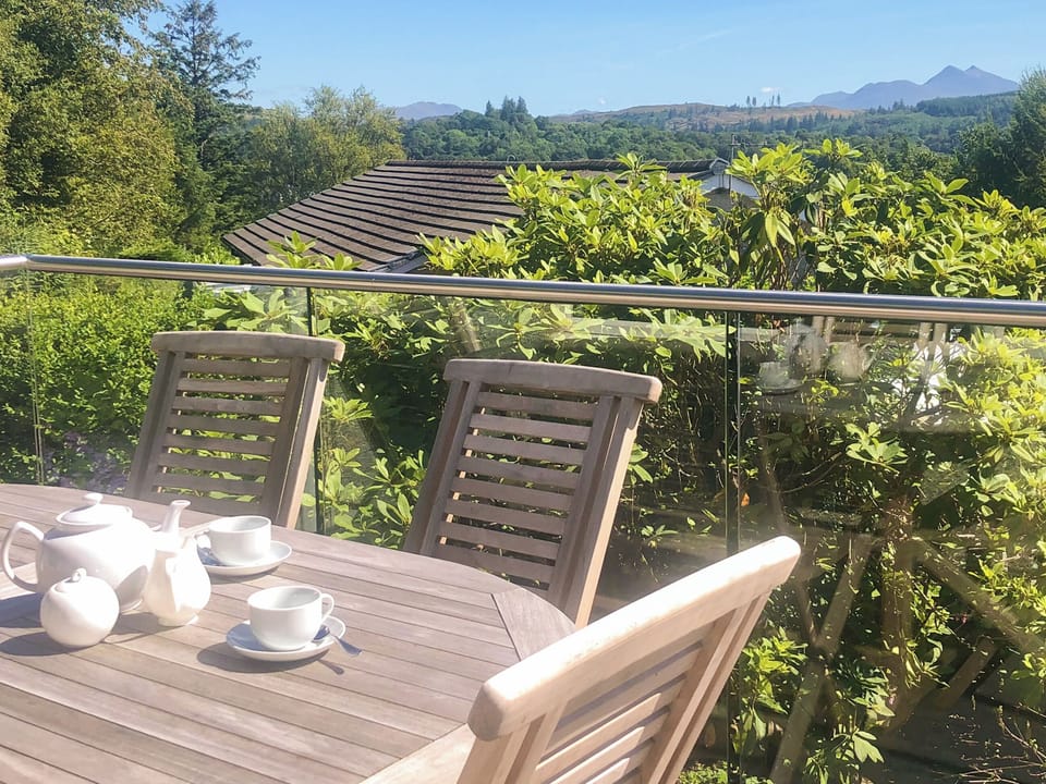 patio | Summit, Oban