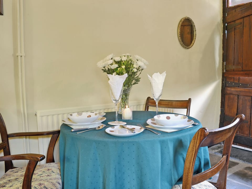 Open plan living/dining room/kitchen | Game Keepers, Llangadog