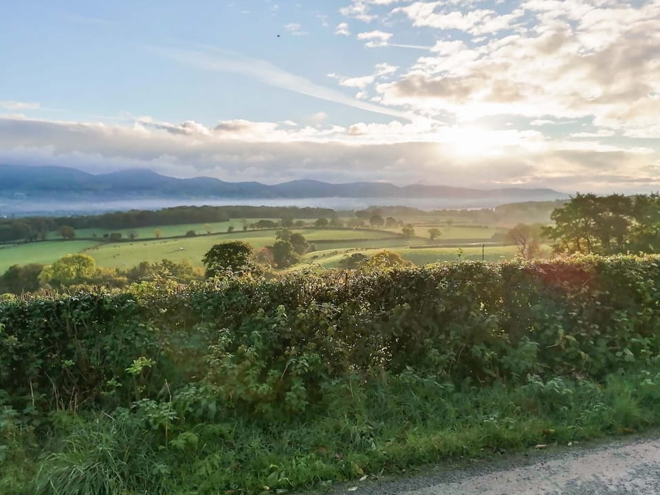 Surrounding area | Oak House - Cysgod Y Coed Cottages, Llanrhaeadr, near Denbigh