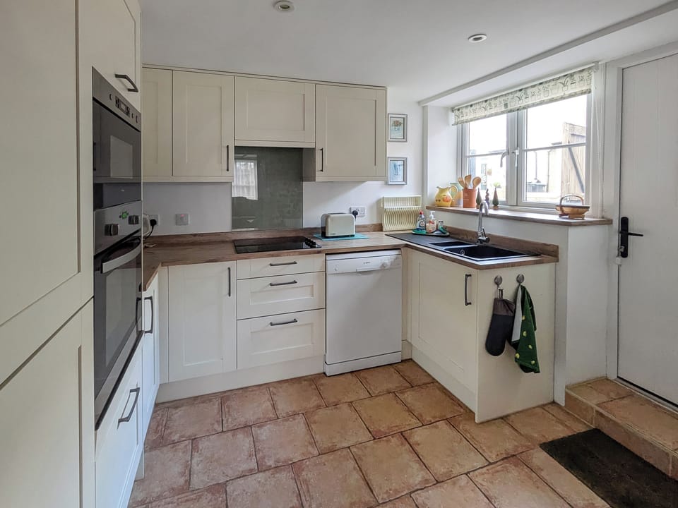 Kitchen | The Cottage, Broadstairs