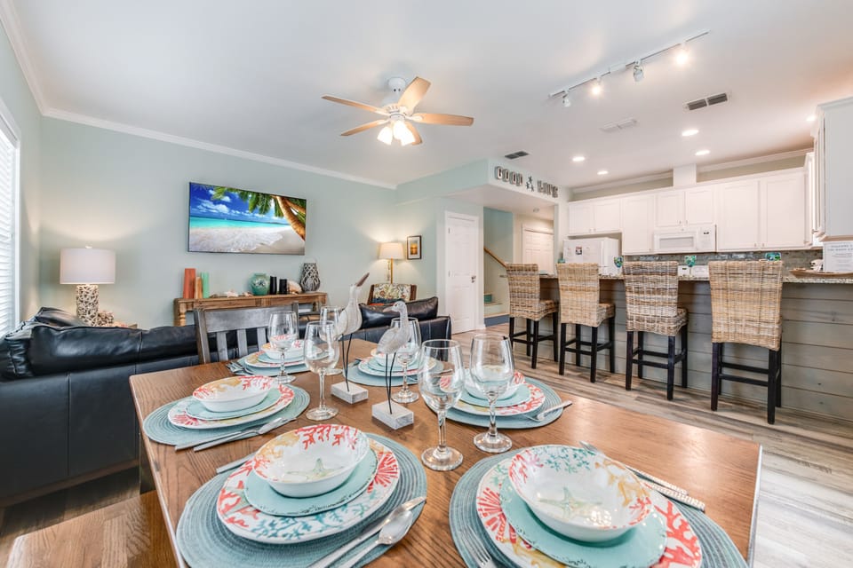 Interior - A beach house made for togetherness — dine, laugh, and unwind