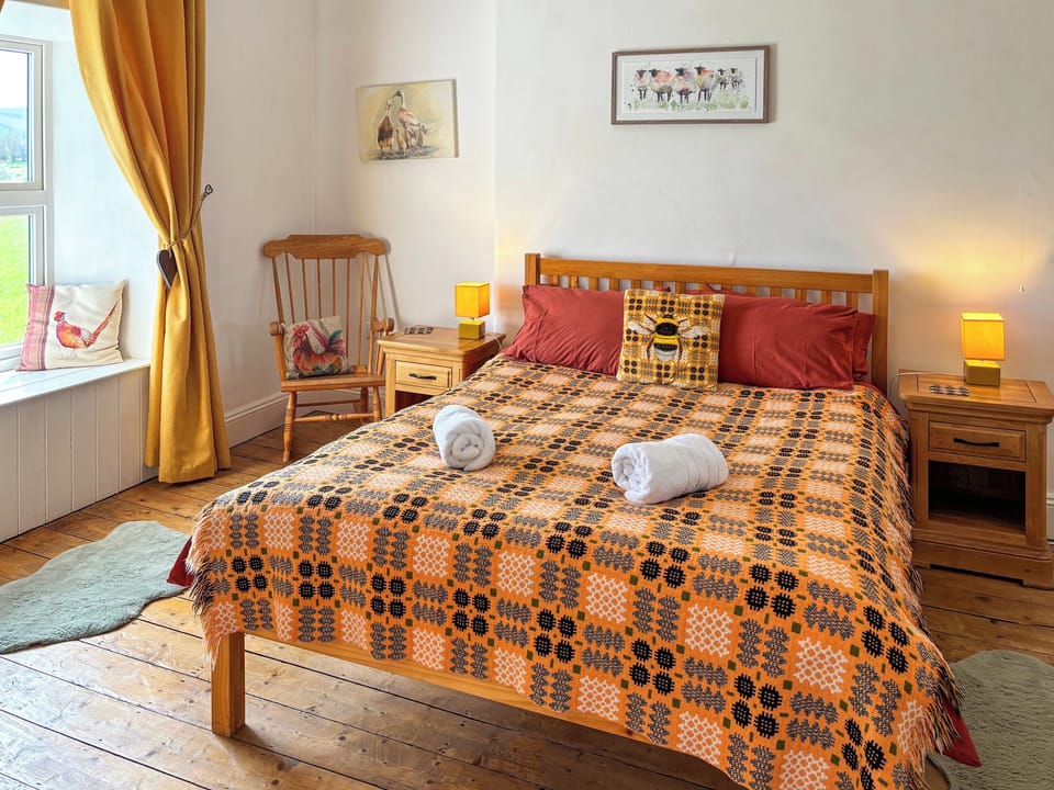Double bedroom | Bryn Melyn - Rhyd Uchaf Cottages, Rhyduchaf, near Bala