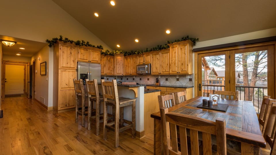 fully equipped kitchen