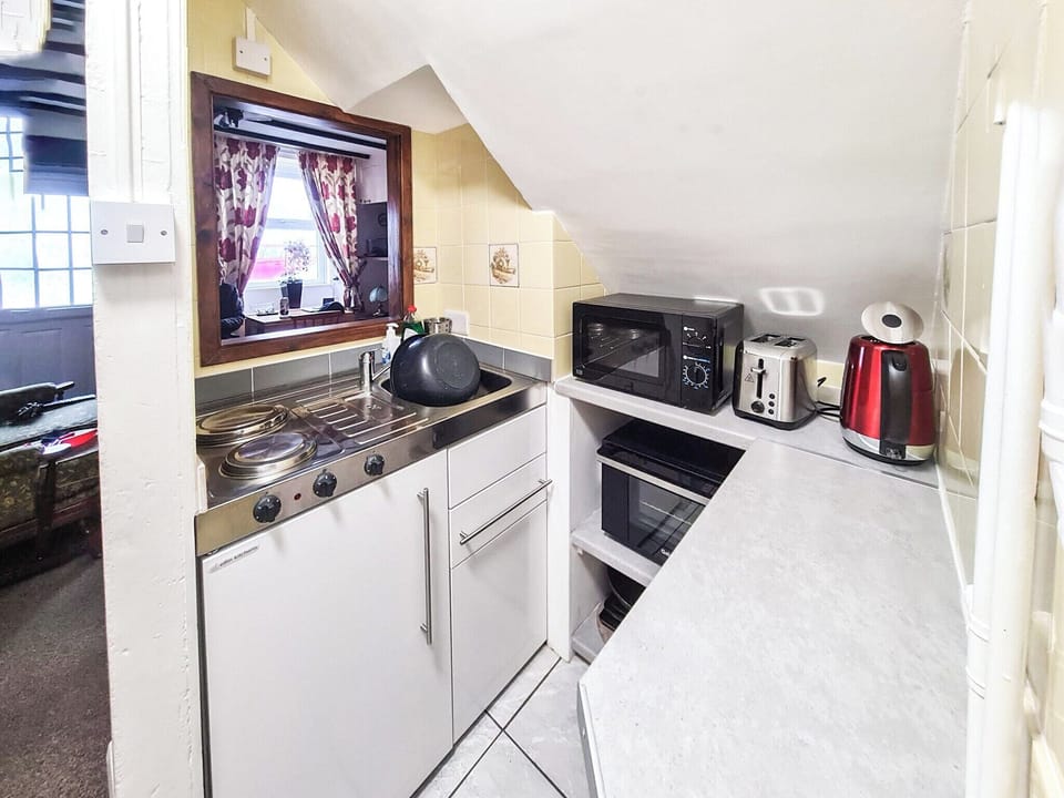 Kitchen | Cosy Cottage, Allonby, near Maryport