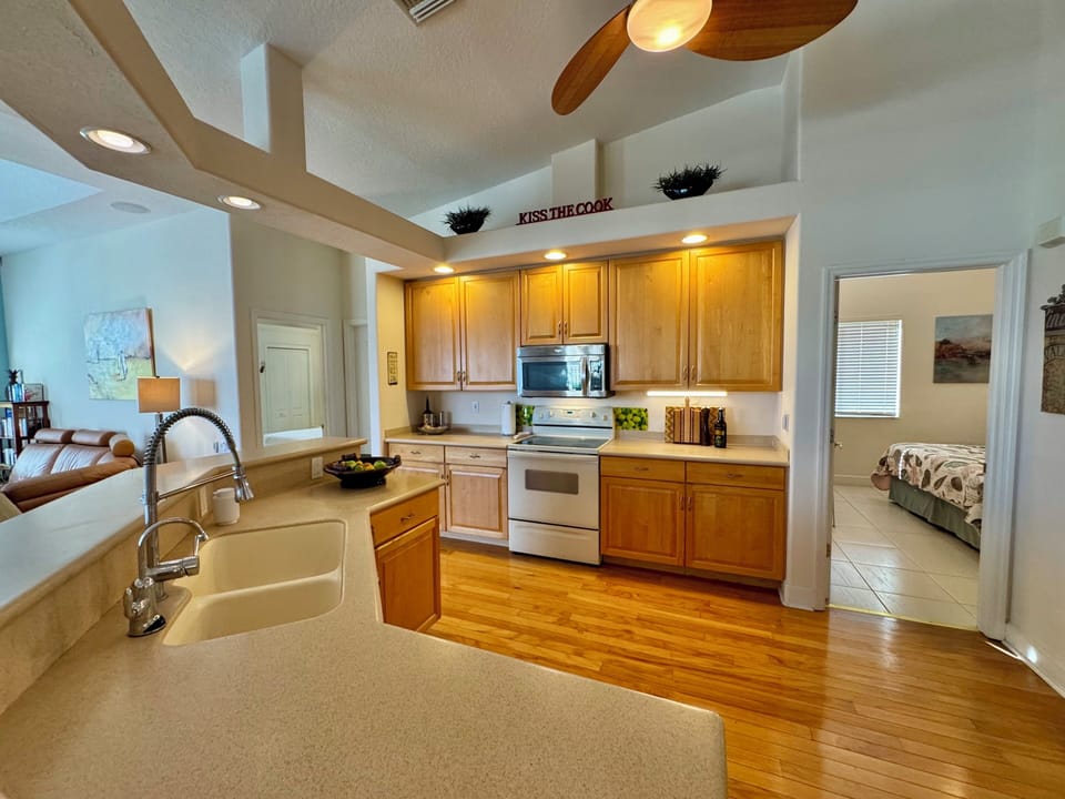 Villa 'THE ARTIST'  Kitchen