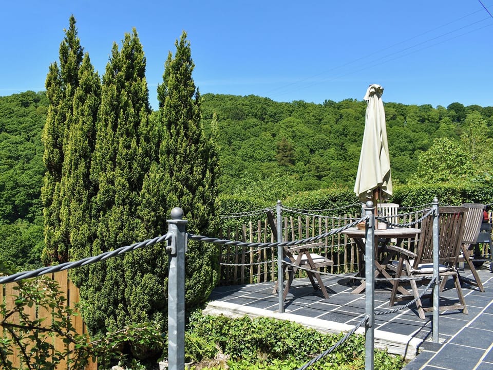 Sitting-out-area | The Old Chapel, Polbrock, Washaway