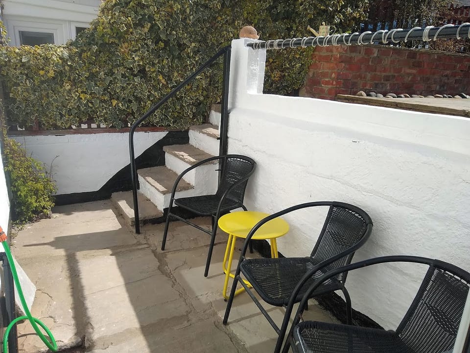 Sitting-out-area | Happy Days, Whitby