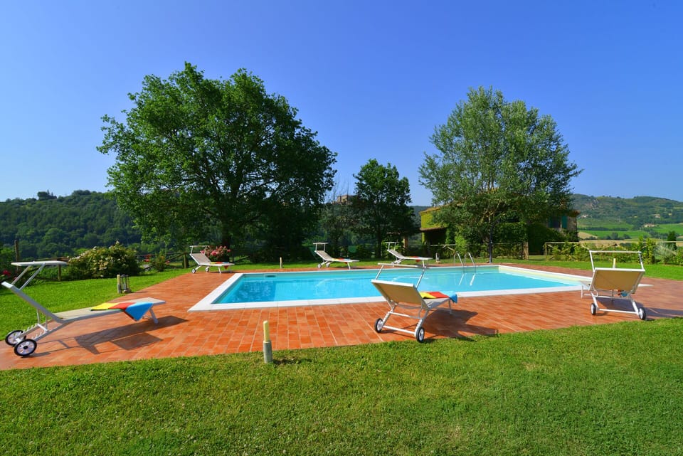 Fully equipped private pool