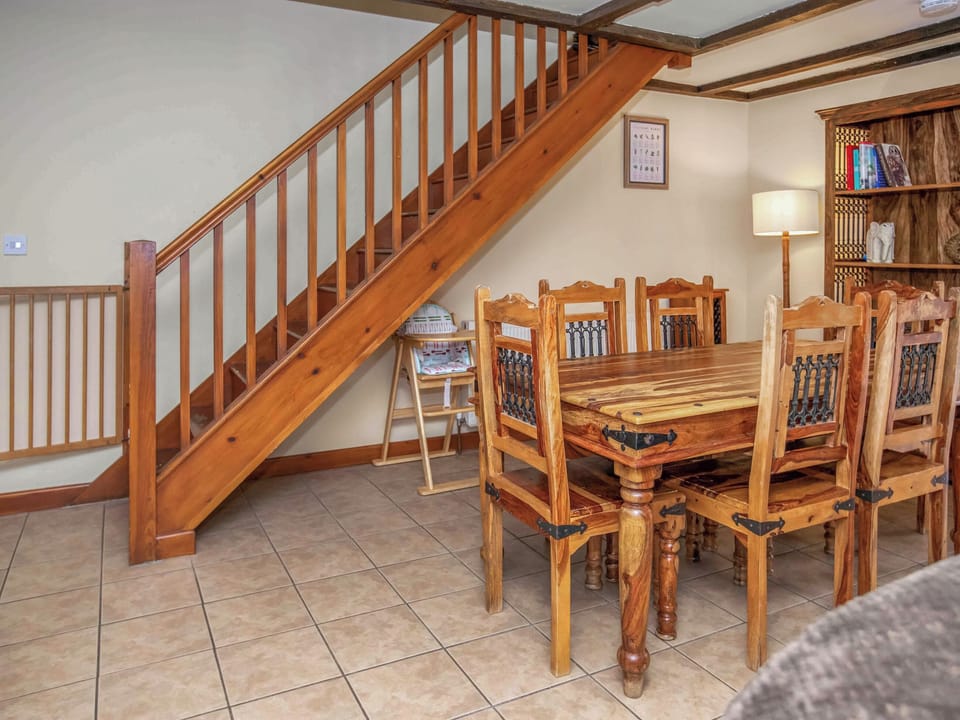Open plan living space | Bay - Grove Farm Barns, Catfield