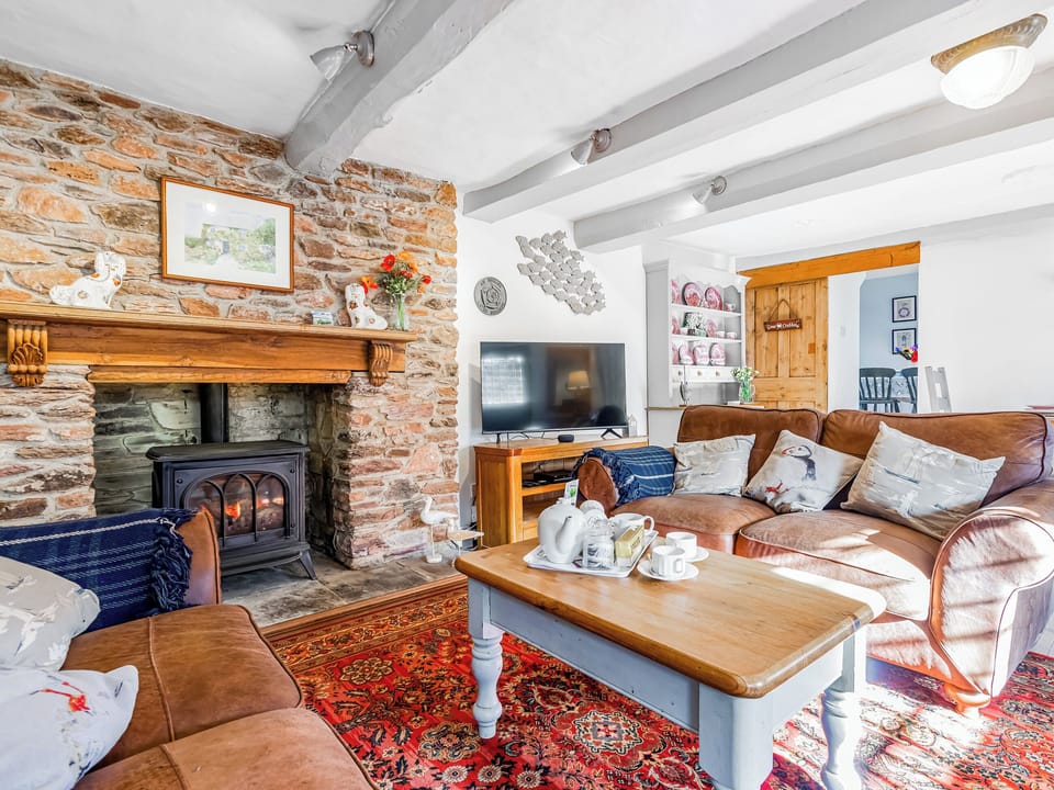Living room/dining room | Laurel Cottage, Stoke Gabriel