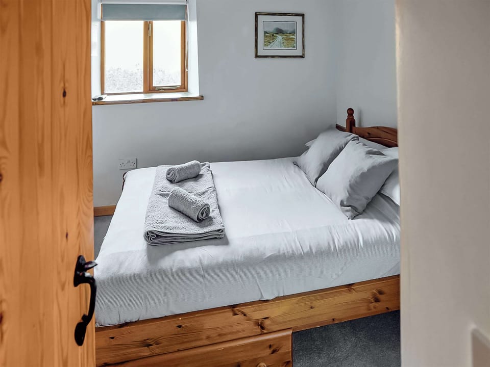 Double bedroom | Mill Meadow Cottage, East Down, Barnstaple