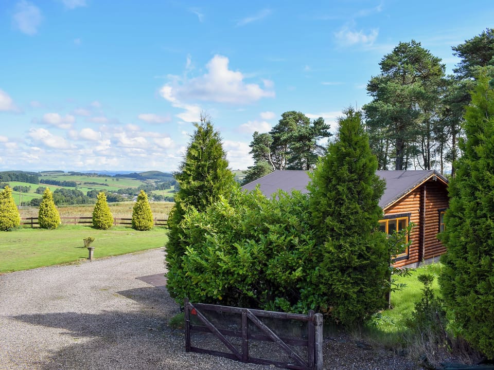 View | Fingask Log Cabin - Duncrievie Log Cabins, Glenfarg