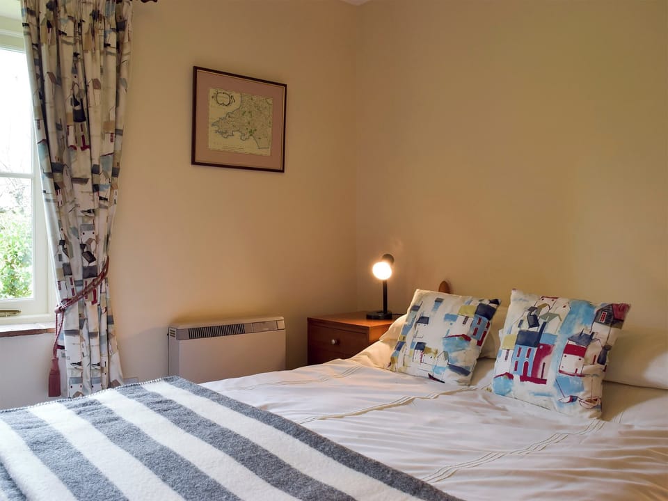 Double bedroom | Y Bwthyn - Fachongle Ganol Cottages, Fachongle Ganol, near Newport