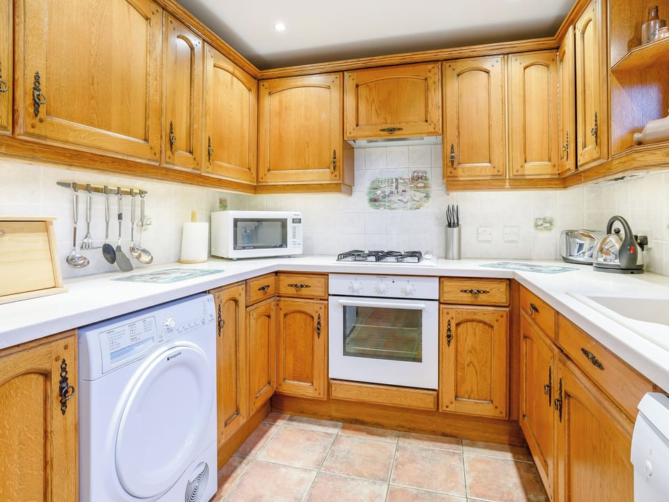 Kitchen | Gable Barn - Thorpland Manor Barns, Runcton Holme