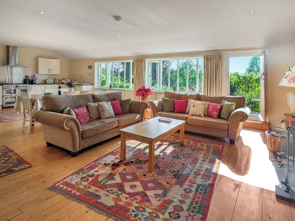 Living area | Dove Cottage - Wissett Place Cottages, Halesworth