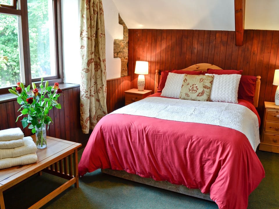 Double bedroom | St Leonards - Cider House, Polson, Launceston