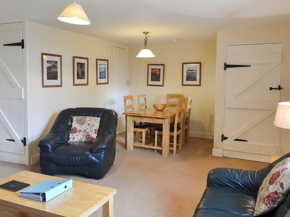Living and dining room | Honeysuckle Cottage, Embleton, near Alnwick