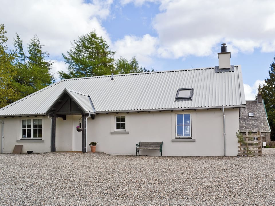Exterior | Ben Hennie, near Comrie and Crieff