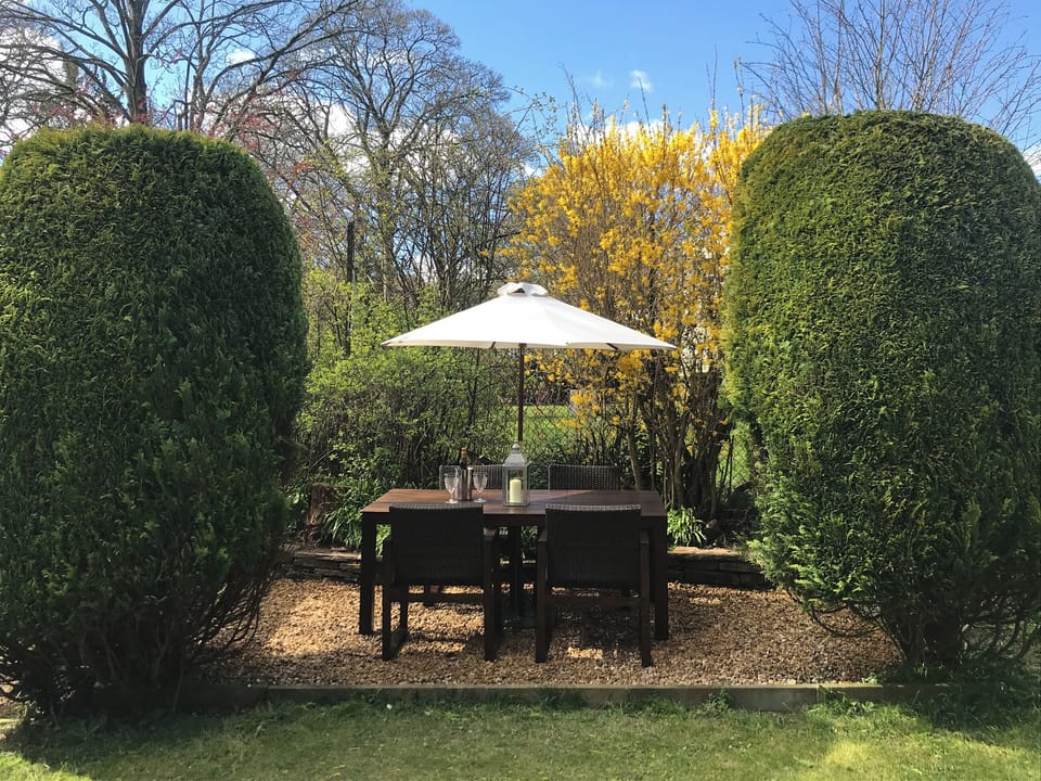 Sitting-out-area | Ivy Cottage, Skipton