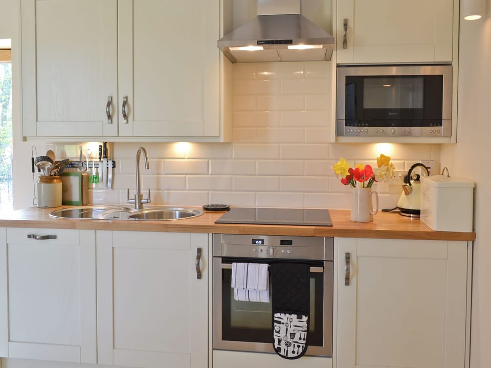 Kitchen | Fig Cottage, East Brabourne, nr. Ashford