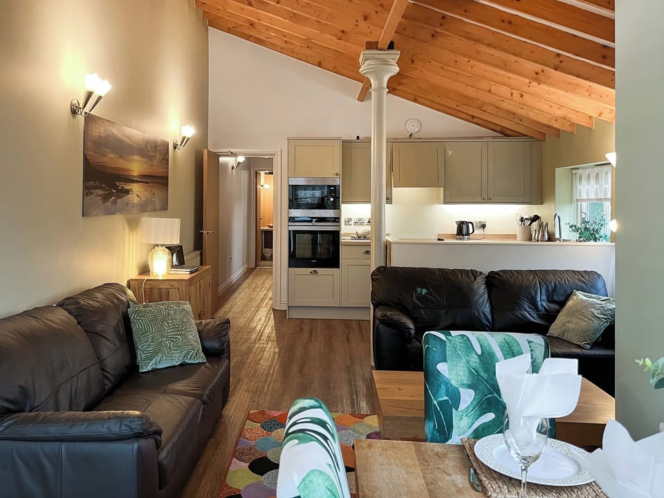 Open plan living space | Magpie Cottage - Newbiggin Gardens, Filey