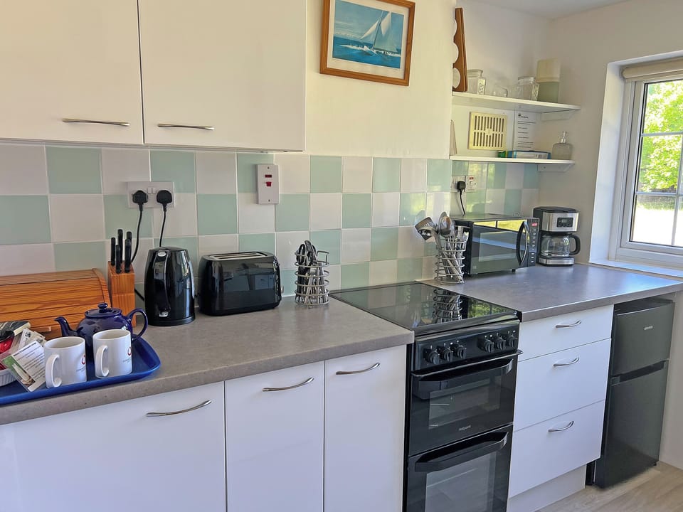 Kitchen | Commonwealth Cottage, Iron Acton, near Bristol