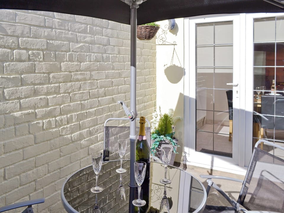 Outdoor eating area | Mill View House, Scarborough