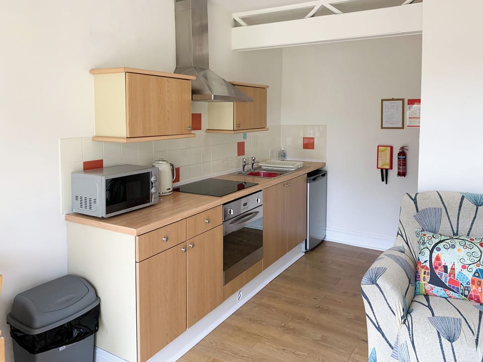 Kitchen area | Cloverleaf - Seaview, Saltfleetby, near Louth