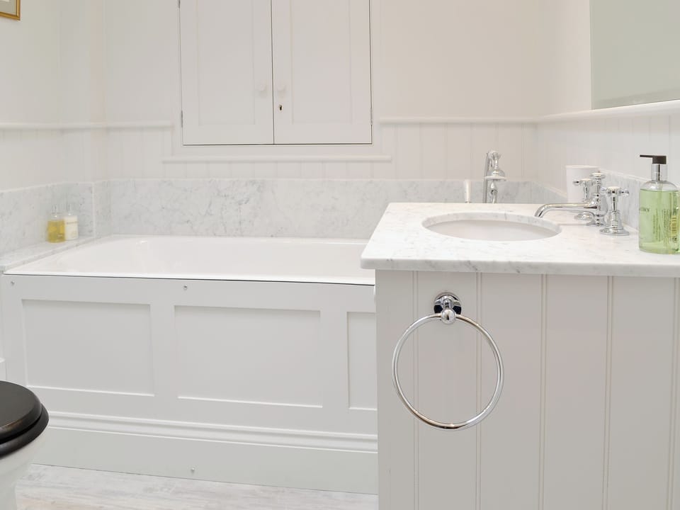Bathroom | Marsh Barn, Brancaster
