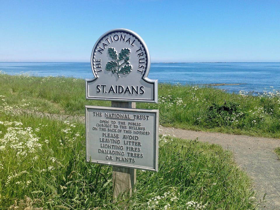 Surrounding area | Aidan, Seahouses