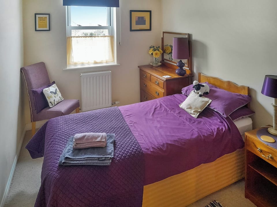 Double bedroom | Lilac Cottage, Redmire near Leyburn