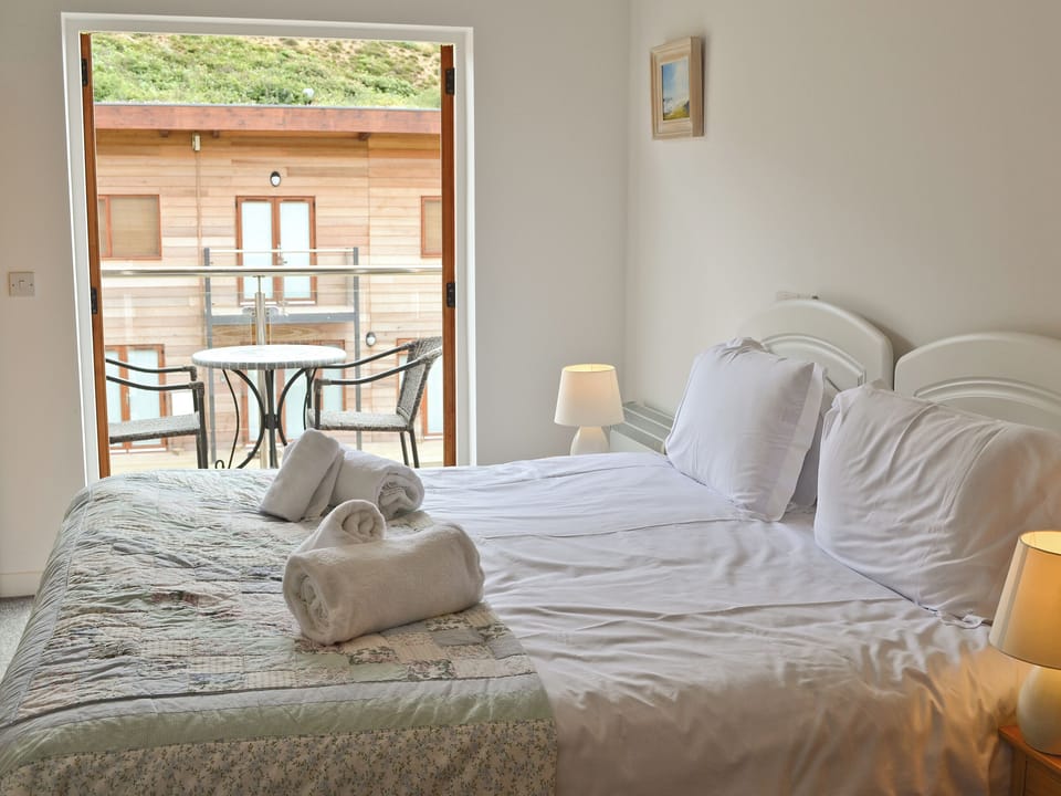 Double bedroom | Porhellik, Porthtowan, nr. Truro