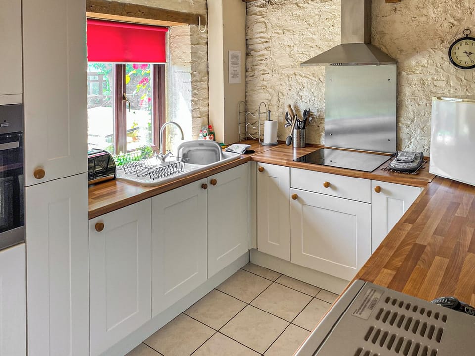 Kitchen | Haybarn, Fowey