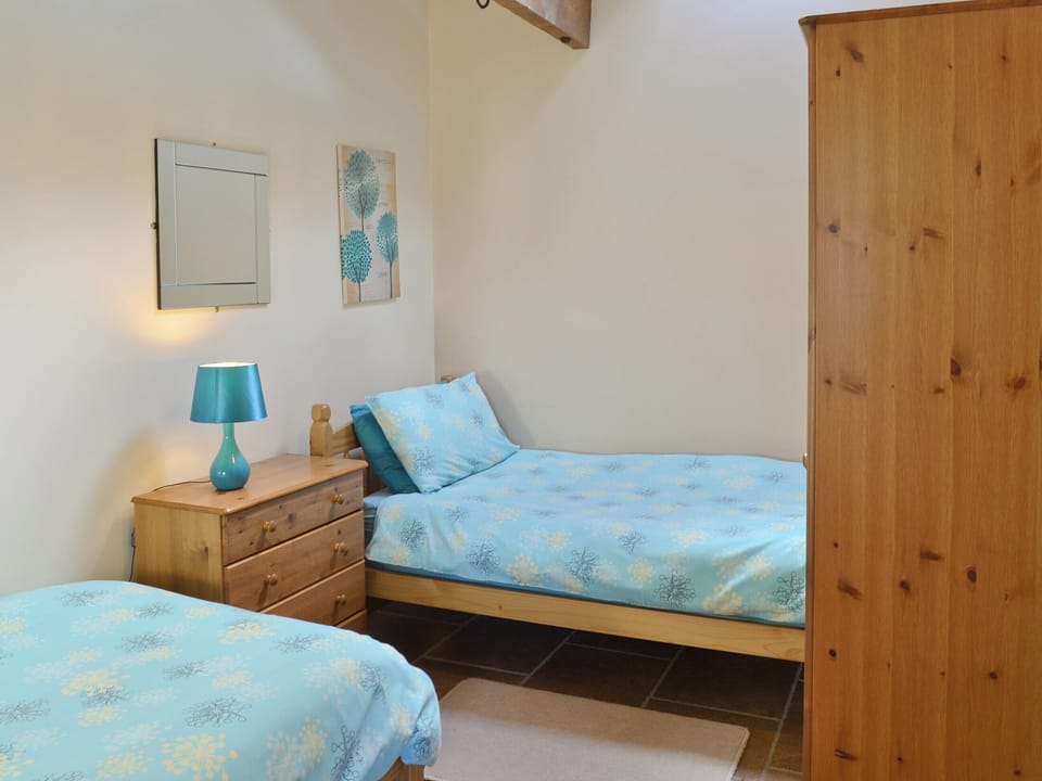 Comfortable twin-bedroom | Padgett Lodge - Filey Holiday Cottages, Filey