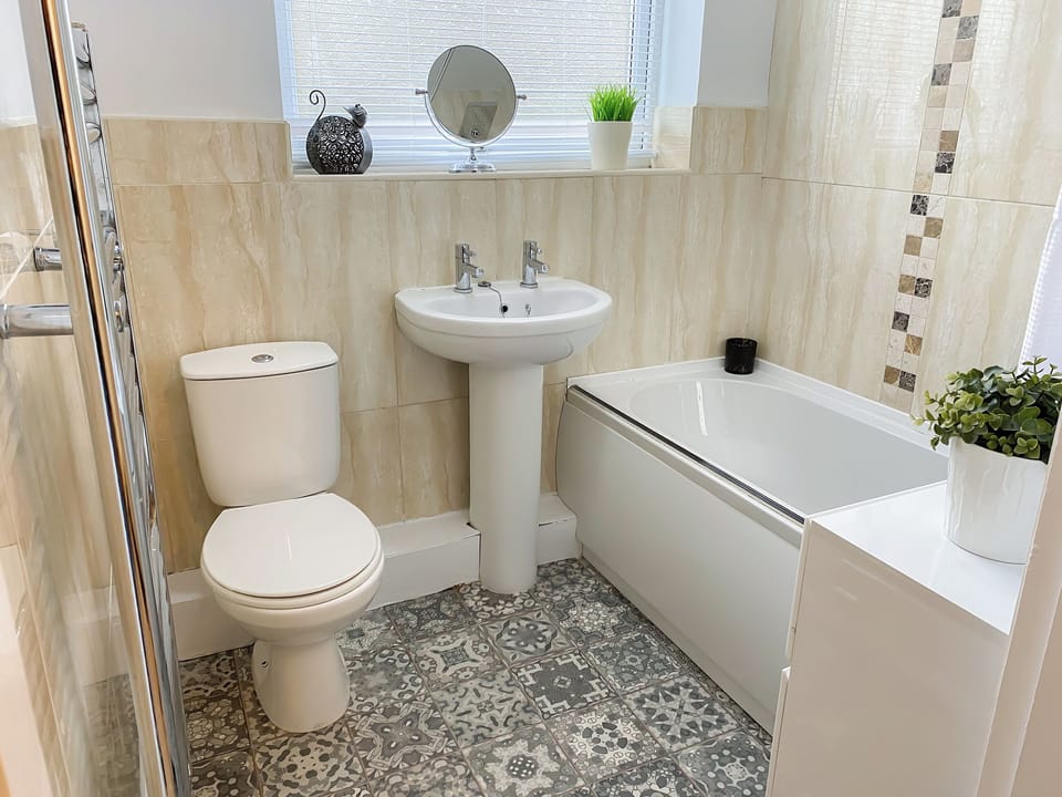Bathroom | Belle View - Quarry Brow, Bowness-on-Windermere