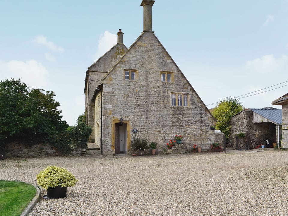 Twin bedroom | Churchill Cottage - Round Chimneys Farm, Glanvilles Wootton, near Sherborne
