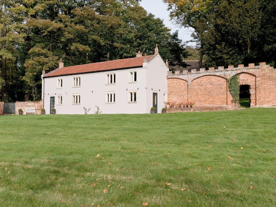 Exterior | Hall Cottage, Oxnead, nr. Aylsham