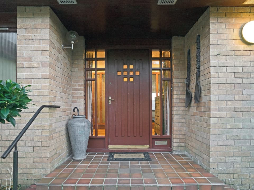 Attractive main entrance to holiday home | Rosmuire, Shandon, near Helensburgh