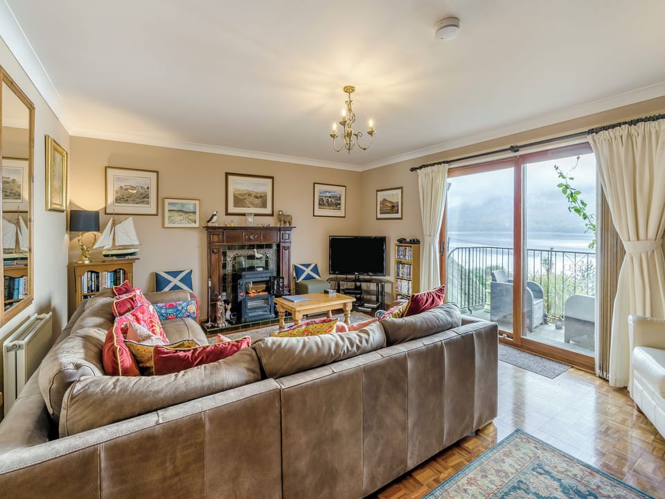 Living room | Lochside View, Lochearnhead