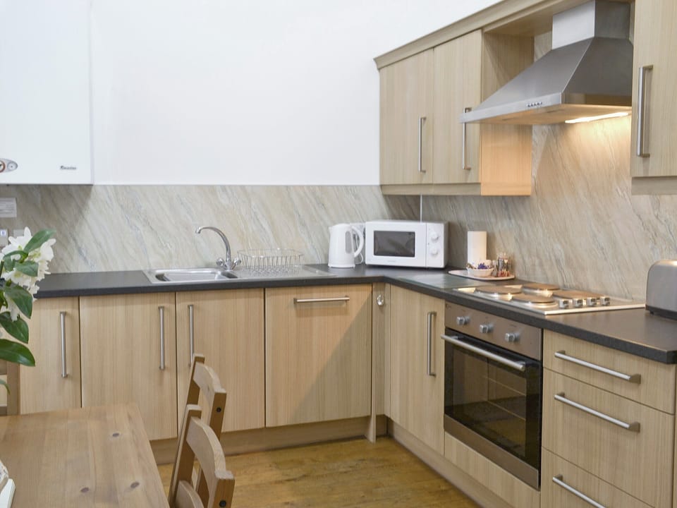 Fully-equipped kitchen with dining area | The Bridles - Ash Farm Barns, North Willingham, near Market Rasen