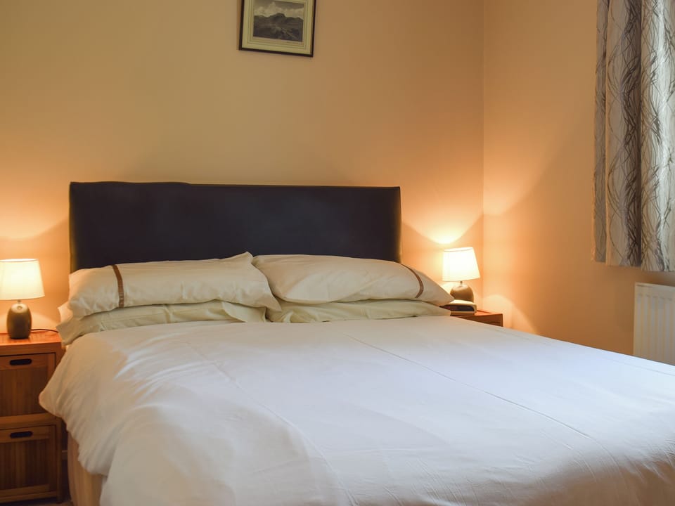Double bedroom | 7 Elm Court - Greta Grove Apartments, Keswick